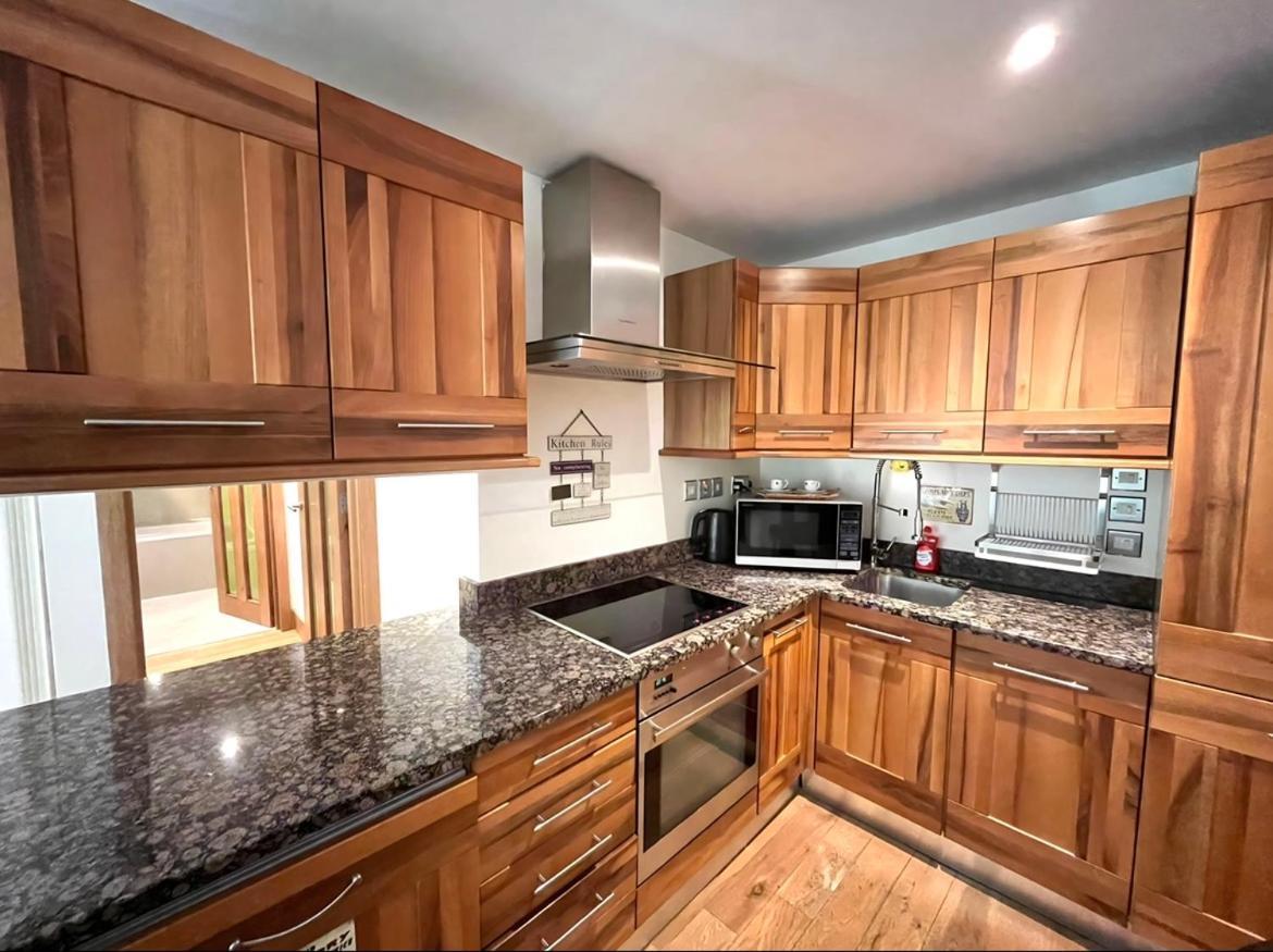 Luxury 2 Double Bedroom Flat - Kensington London Exterior photo
